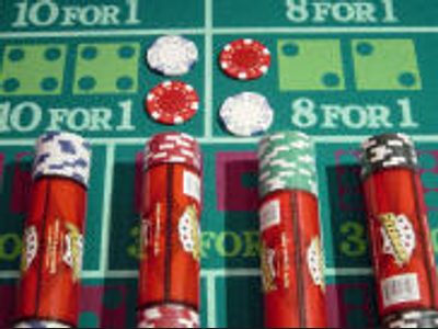 Pro Series Casino Chips — 4 roll pack